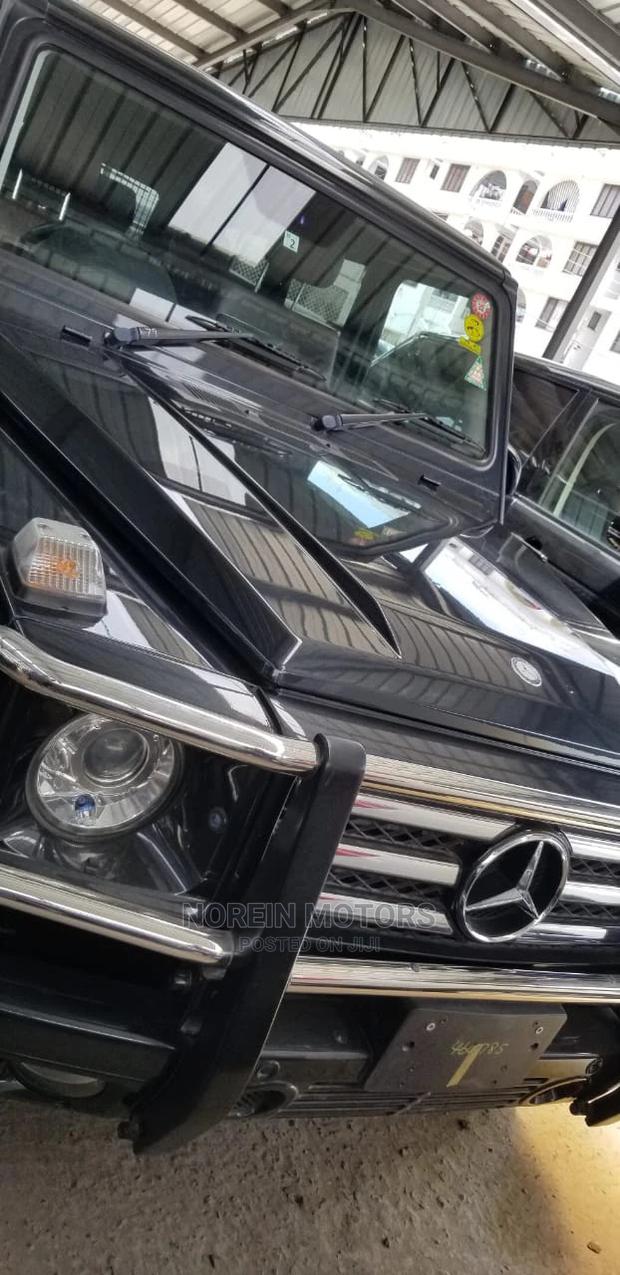 2015 Mercedes-Benz G-Class Black: Luxury SUV with Power and Style
