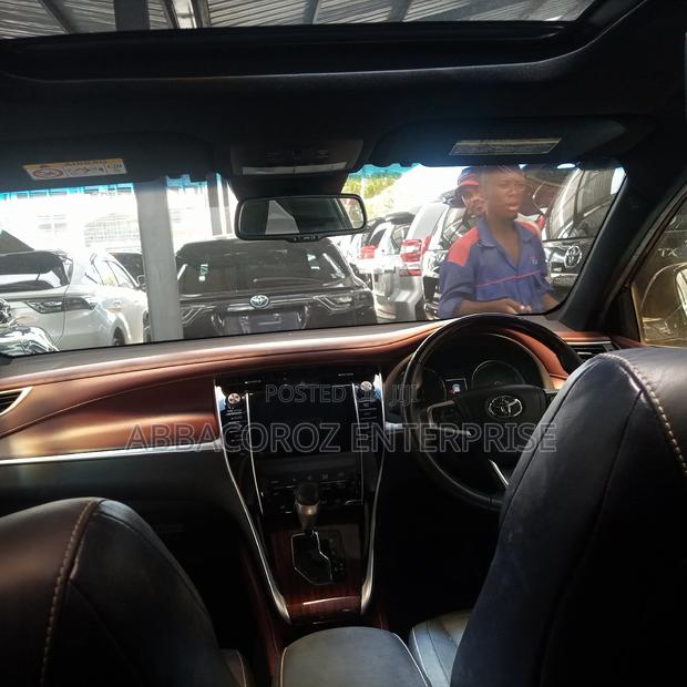 Toyota Harrier 2.5 Hybrid 4WD 2015