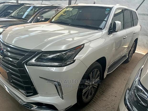 Luxury SUV 2016 Lexus LX 570 AWD - White All-Wheel Drive Available
