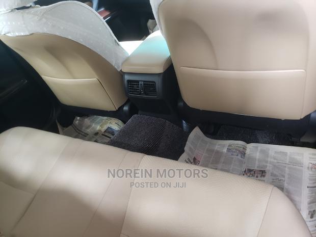 White Toyota Mark X 2015 - Powerful Performance