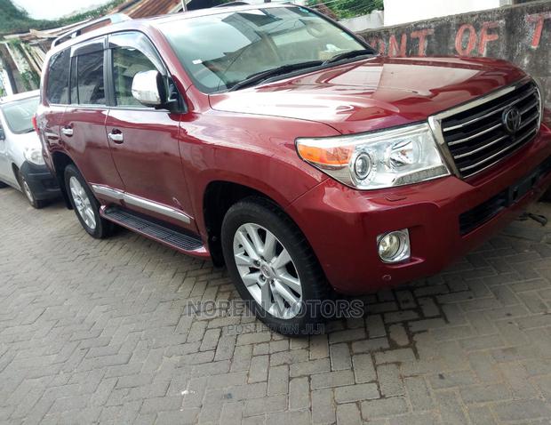 2014 Toyota Land Cruiser Prado in Red - Used Car Advert