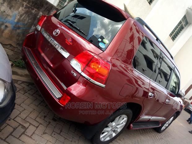 2014 Toyota Land Cruiser Prado in Red - Used Car Advert