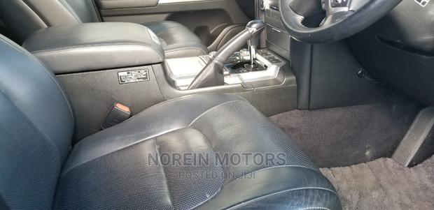 2016 Toyota Land Cruiser Prado Black - Stylish Pre-owned SUV
