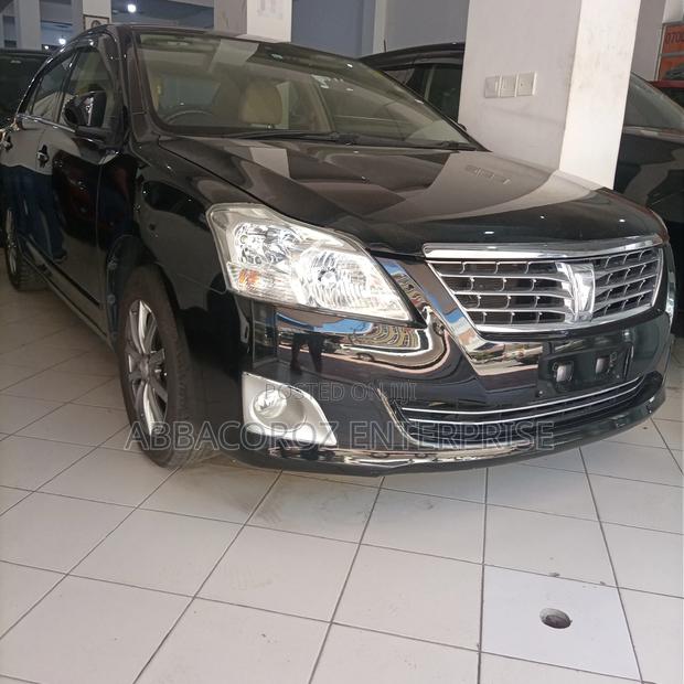 Toyota Premio 2015 Black