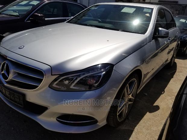 Mercedes-Benz E200 2014 - Sleek Silver Sedan Available