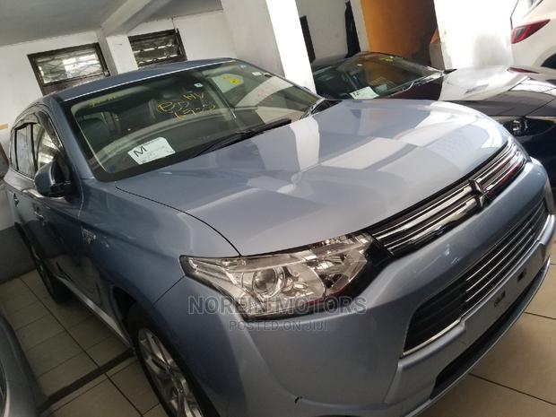 Used Mitsubishi Outlander 2013 - Blue Color - SUV Available