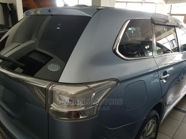 Used Mitsubishi Outlander 2013 - Blue Color - SUV Available