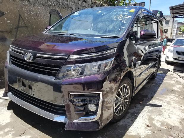 Purple Toyota Voxy 2015: Quality Pre-owned Car