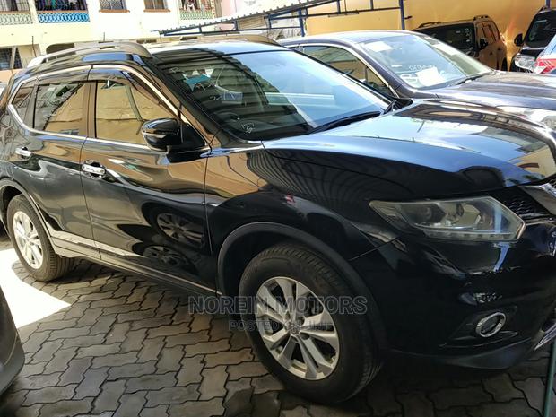 2014 Nissan X-Trail: Style, Comfort, and Performance
