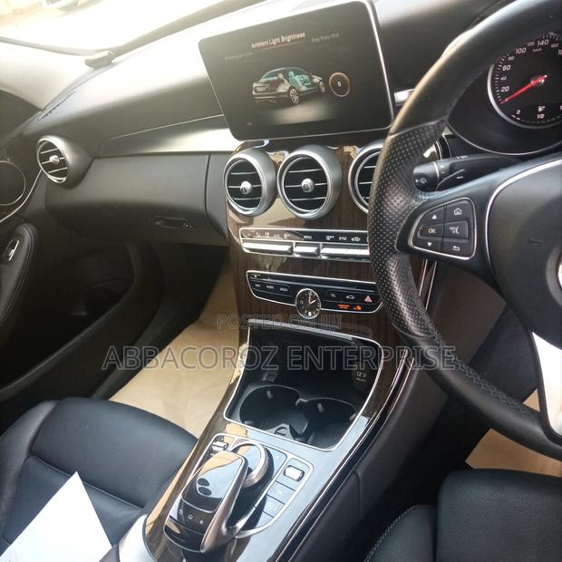 Mercedes-Benz C200 2015 Red