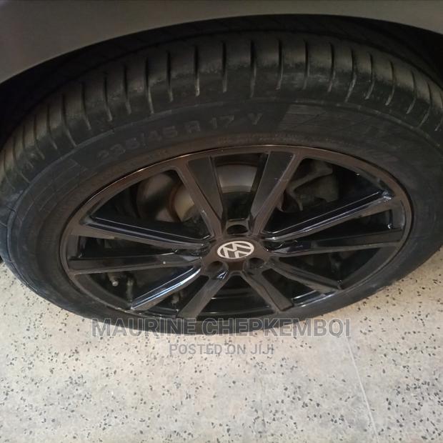 Volkswagen Passat 2014 Gold