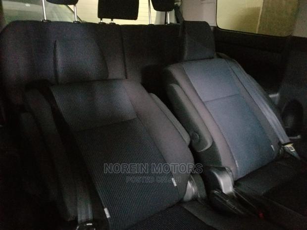 New 2015 Toyota Voxy Black: Premium MPV Offer