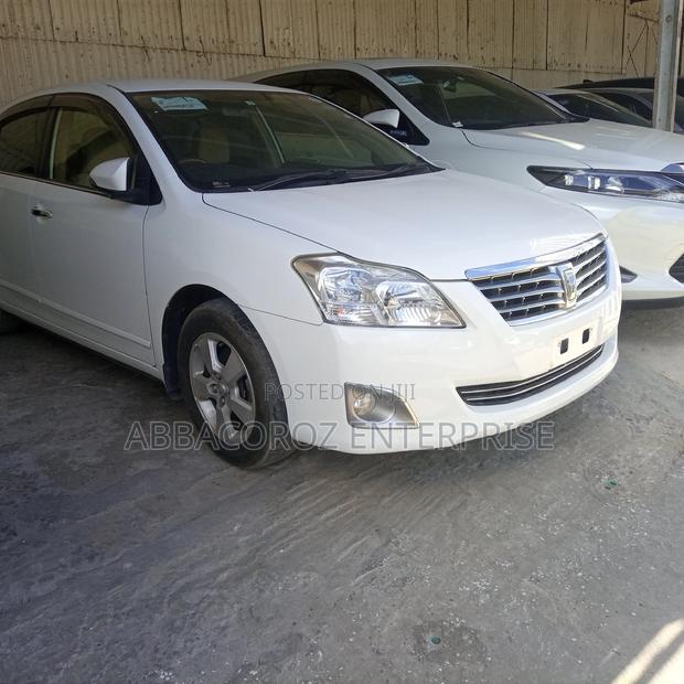 Toyota Premio 2014 White