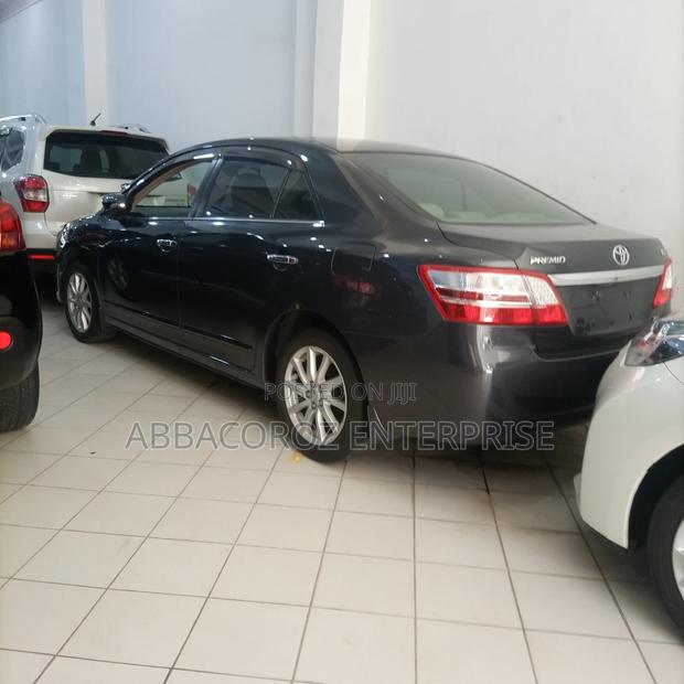 Toyota Premio 2015 Gray