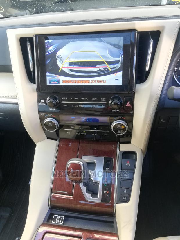 2015 White Toyota Alphard - Spacious Minivan Offer