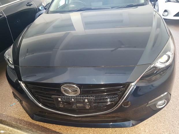 2015 Mazda Axela: Experience Unmatched Performance Today!