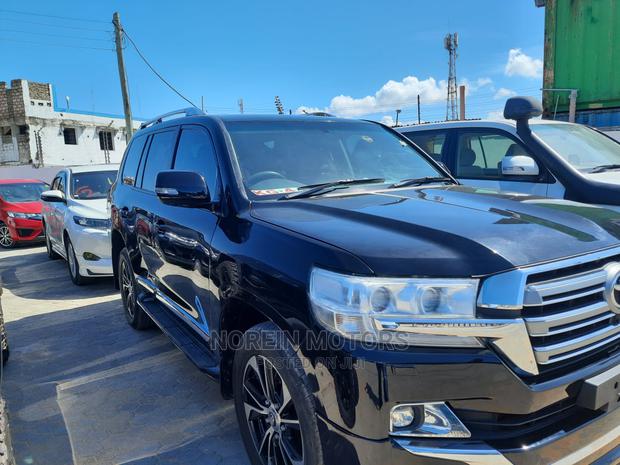 Black 2016 Toyota Land Cruiser Prado - High-Quality Used SUV