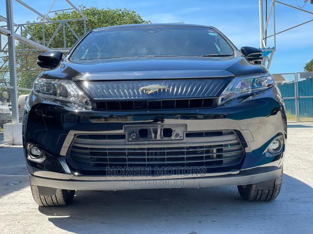 2014 Toyota Harrier: Elevate Your Driving Experience with Style and Power