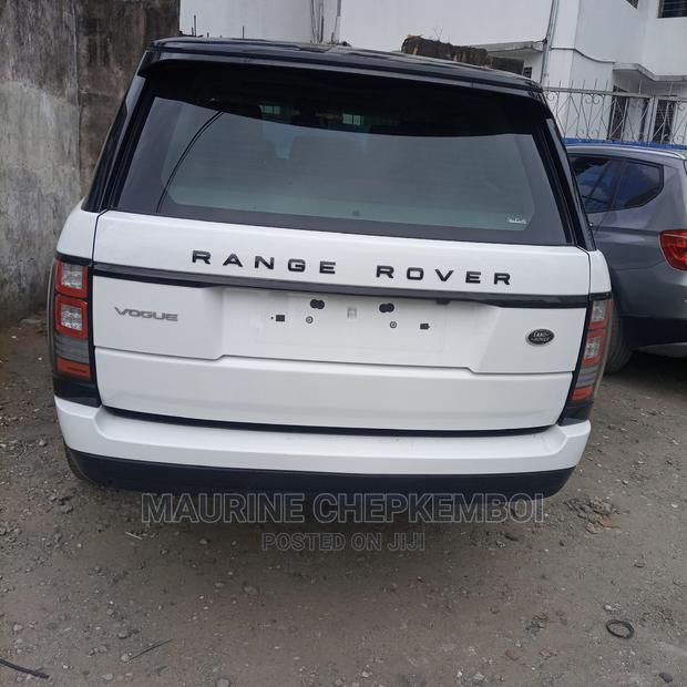Land Rover Range Rover Vogue 2014 White