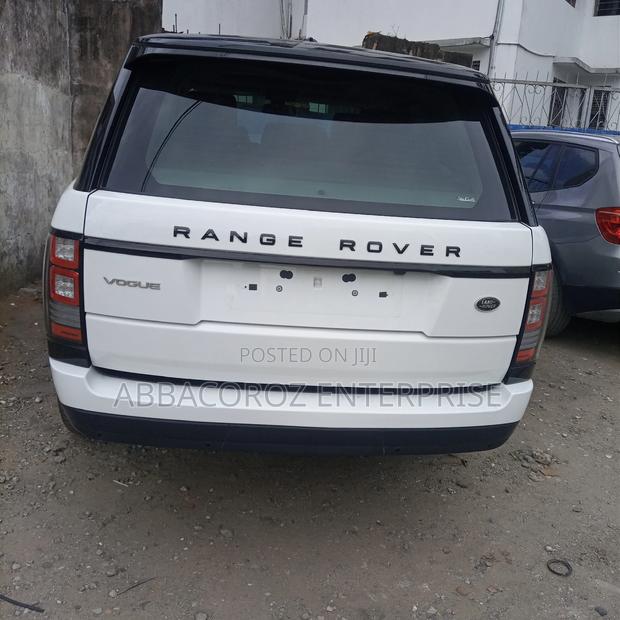 Land Rover Range Rover Vogue 2014 White