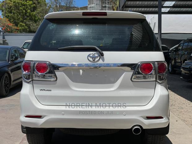 2014 Toyota Fortuner White - Premium Package