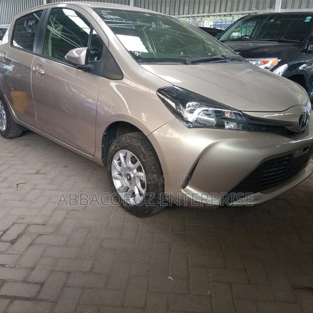 Toyota Vitz 2014 Beige