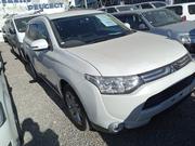 2015 Mitsubishi Outlander for Sale: White, Spacious, and Reliable for sale