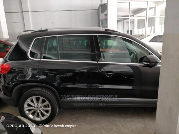 Pre-owned 2015 Volkswagen Tiguan Black - Stylish and Reliable SUV