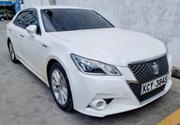 Used 2014 Toyota Crown White: Affordable Luxury Sedan for sale