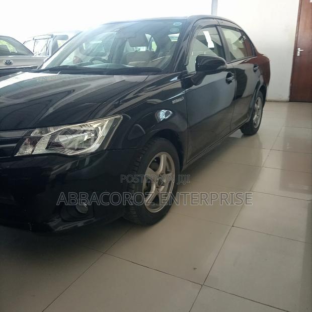 Toyota Axio 1.5 Hybrid 2WD 2014 Black