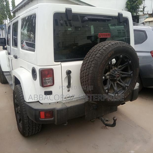Jeep Wrangler 2015 White