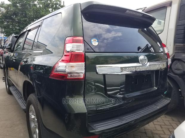 2015 Toyota Land Cruiser Prado - Green - Powerful Off-Roader