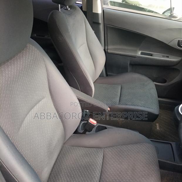 Subaru Trezia 1.3i 2015 Black