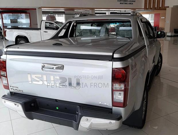 2023 Isuzu D-Max Silver Truck: Unmatched Performance and Style