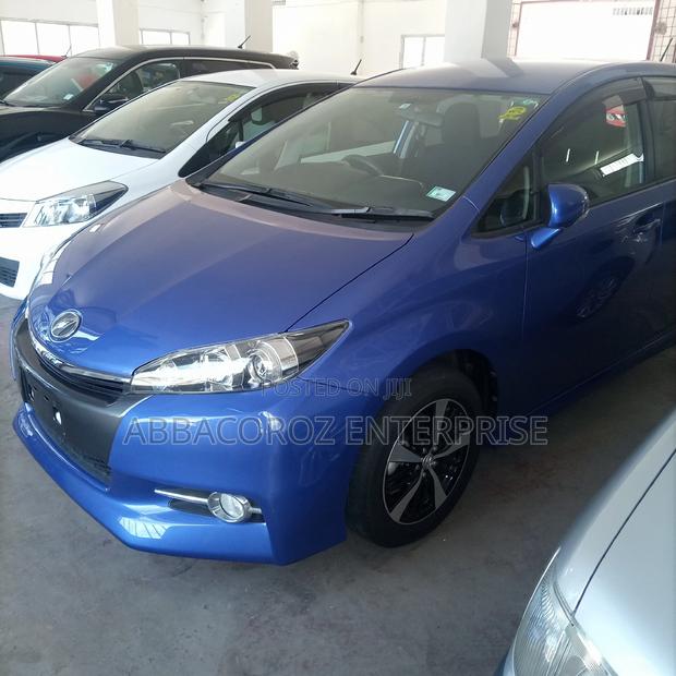 Toyota Wish 2015 Blue
