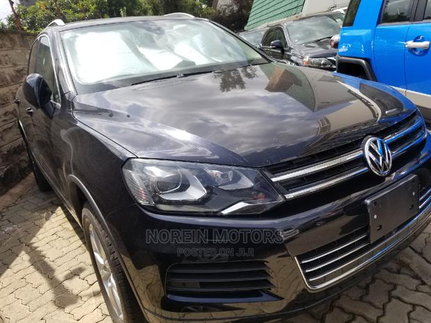 Volkswagen Touareg 2014: Spacious and Comfortable SUV