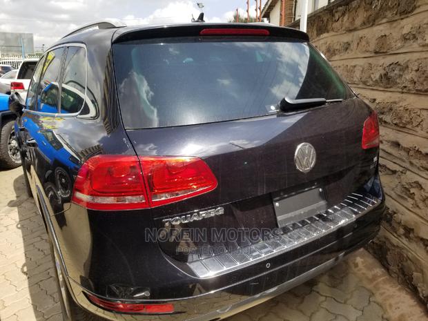 Volkswagen Touareg 2014: Spacious and Comfortable SUV