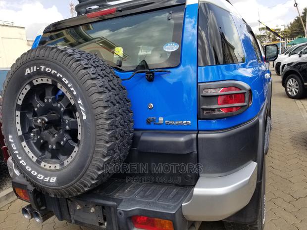 Blue 2014 Toyota FJ Cruiser: Adventure-Ready, Affordable and Reliable