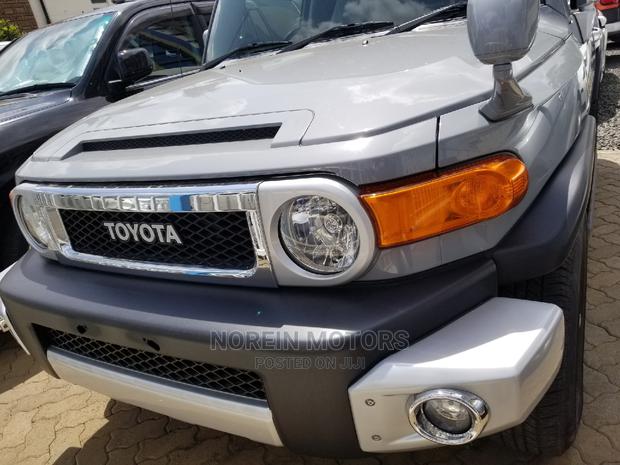 Used 2014 Toyota FJ Cruiser in Silver - Off-road Vehicle for Sale