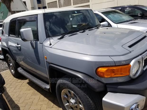 Used 2014 Toyota FJ Cruiser in Silver - Off-road Vehicle for Sale