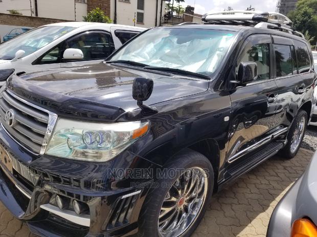 2014 Toyota Land Cruiser: Enjoy the Journey in Comfort & Style