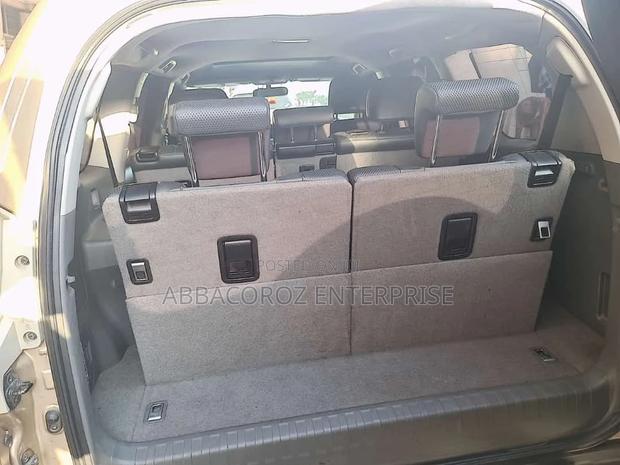 Toyota Land Cruiser Prado 2012 2.7 I White