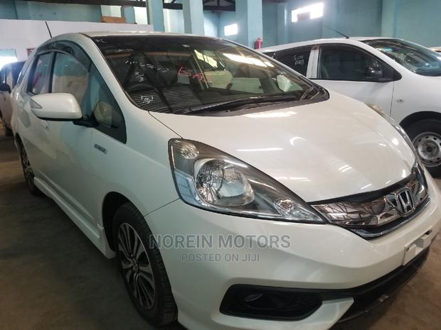 Honda Fit 2015 White - Compact, Powerful, and Affordable