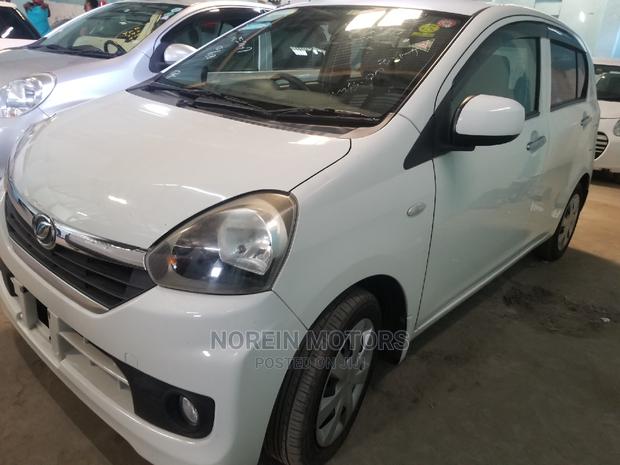 Daihatsu Mira 2015 - Pearl Exterior
