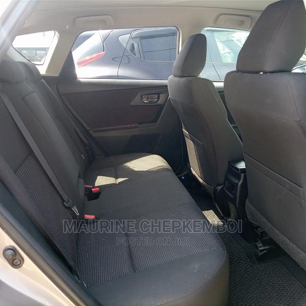 Toyota Auris 2015 Gray