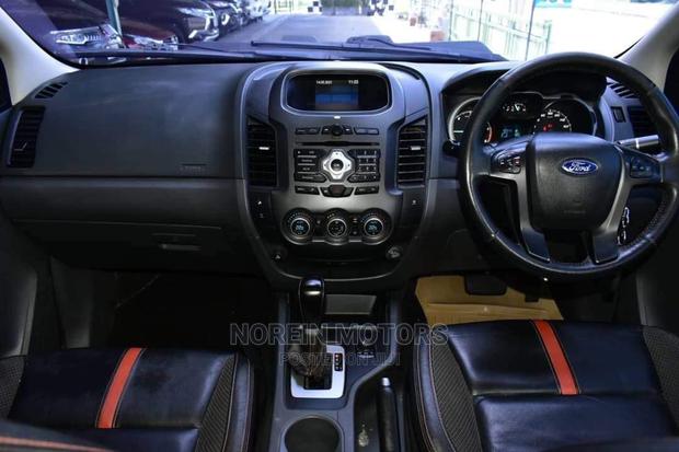 Black 2015 Ford Ranger XLT Single Cab - Durable and Powerful Off-Road Vehicle
