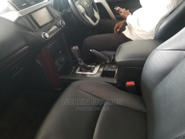 2016 Toyota Land Cruiser Prado Black Exterior