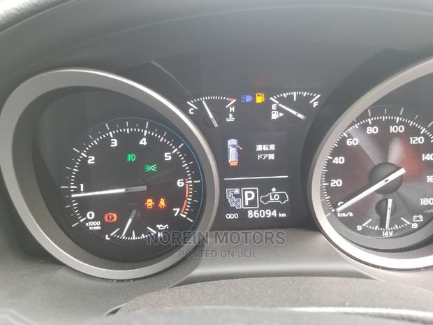 2016 Toyota Land Cruiser Pearl: Adventure Awaits in Luxury