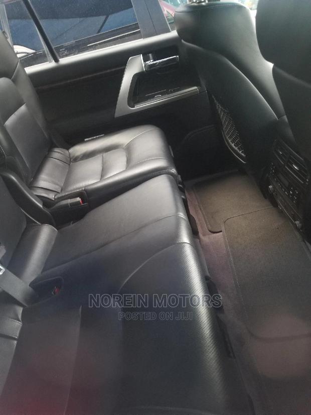 2016 Toyota Land Cruiser - Gray Edition - Unmatched Power and Luxury