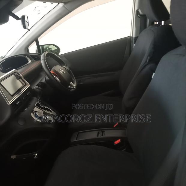Toyota Sienta 2015 Pearl